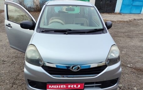 Daihatsu Mira e:S I рестайлинг, 2014 год, 650 000 рублей, 1 фотография