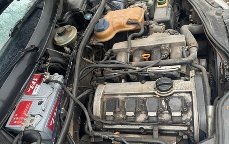 Volkswagen Passat B5+ рестайлинг, 1996 год, 180 000 рублей, 1 фотография