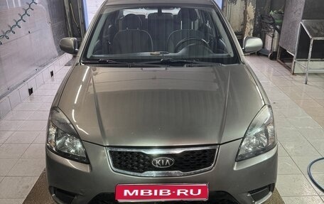 KIA Rio II, 2011 год, 700 000 рублей, 1 фотография