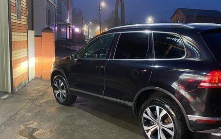 Volkswagen Touareg III, 2015 год, 2 250 000 рублей, 4 фотография