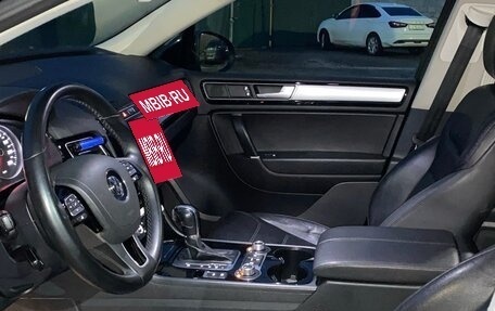 Volkswagen Touareg III, 2015 год, 2 250 000 рублей, 9 фотография