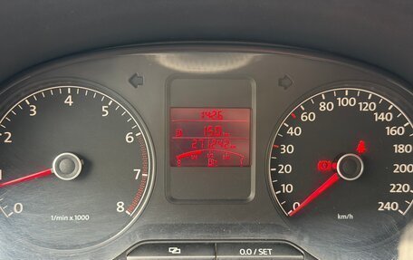 Volkswagen Polo VI (EU Market), 2011 год, 650 000 рублей, 21 фотография