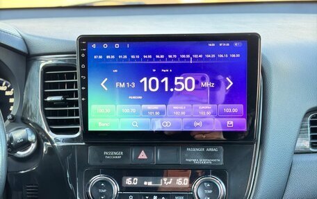 Mitsubishi Outlander III рестайлинг 3, 2015 год, 1 850 000 рублей, 12 фотография