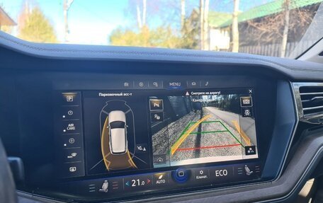 Volkswagen Touareg III, 2018 год, 4 600 000 рублей, 16 фотография