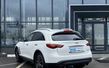 Infiniti QX70, 2016 год, 2 149 000 рублей, 7 фотография