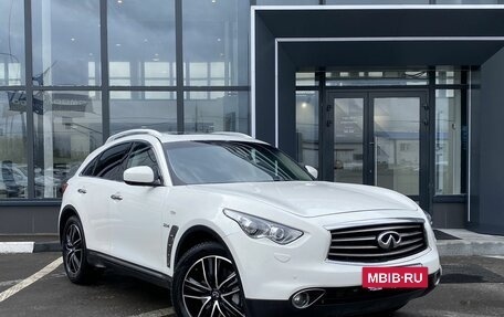 Infiniti QX70, 2016 год, 2 149 000 рублей, 3 фотография