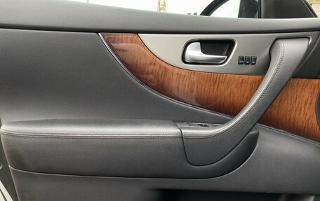 Infiniti QX70, 2016 год, 2 149 000 рублей, 22 фотография