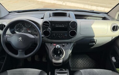 Peugeot Partner II рестайлинг 2, 2012 год, 535 000 рублей, 9 фотография