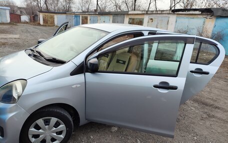 Daihatsu Mira e:S I рестайлинг, 2014 год, 650 000 рублей, 3 фотография