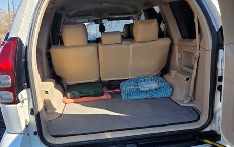 Toyota Land Cruiser Prado 120 рестайлинг, 2003 год, 1 750 000 рублей, 3 фотография