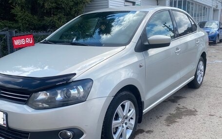 Volkswagen Polo VI (EU Market), 2012 год, 705 000 рублей, 3 фотография