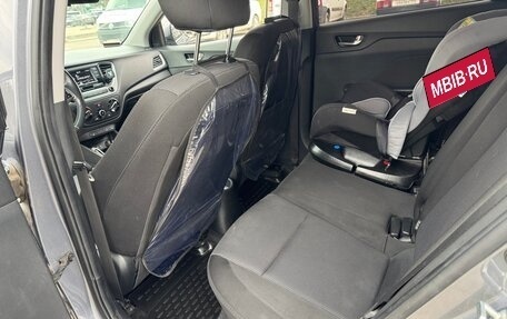 Hyundai Solaris II рестайлинг, 2018 год, 950 000 рублей, 10 фотография