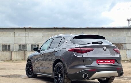 Alfa Romeo Stelvio, 2019 год, 3 150 000 рублей, 8 фотография