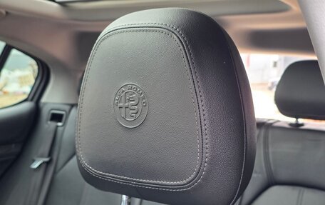 Alfa Romeo Stelvio, 2019 год, 3 150 000 рублей, 10 фотография