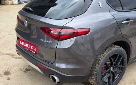 Alfa Romeo Stelvio, 2019 год, 3 150 000 рублей, 7 фотография