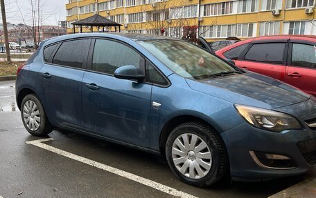 Opel Astra J, 2013 год, 750 000 рублей, 3 фотография