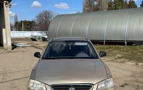 Hyundai Accent II, 2005 год, 320 000 рублей, 3 фотография