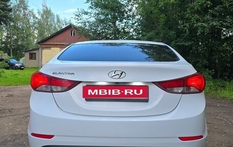 Hyundai Elantra V, 2015 год, 1 200 000 рублей, 10 фотография