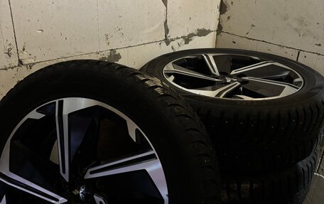 Mitsubishi Outlander III рестайлинг 3, 2019 год, 2 400 000 рублей, 17 фотография