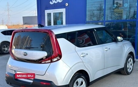 KIA Soul III, 2020 год, 1 600 000 рублей, 8 фотография