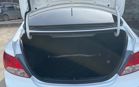 Hyundai Solaris II рестайлинг, 2013 год, 950 000 рублей, 4 фотография