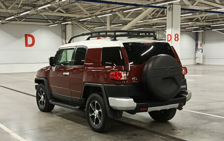 Toyota FJ Cruiser, 2011 год, 3 350 000 рублей, 8 фотография