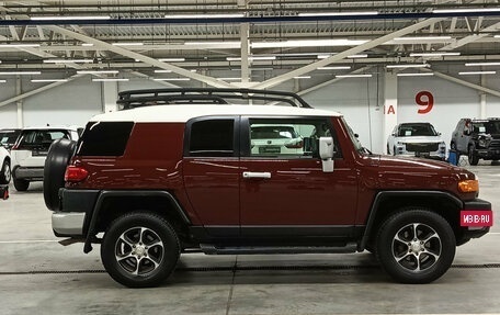 Toyota FJ Cruiser, 2011 год, 3 350 000 рублей, 5 фотография