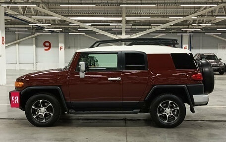 Toyota FJ Cruiser, 2011 год, 3 350 000 рублей, 10 фотография