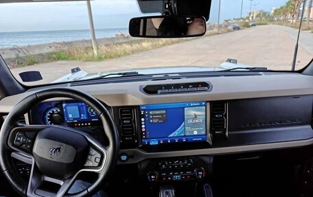 Ford Bronco, 2023 год, 6 900 000 рублей, 11 фотография