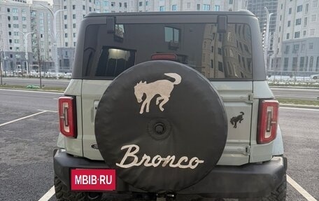 Ford Bronco, 2023 год, 6 900 000 рублей, 2 фотография