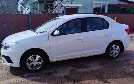 Renault Logan II, 2021 год, 890 000 рублей, 2 фотография