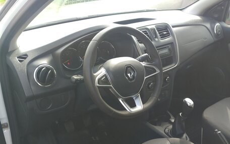 Renault Logan II, 2021 год, 890 000 рублей, 5 фотография