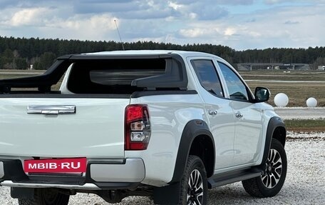 Mitsubishi L200 IV рестайлинг, 2023 год, 4 000 000 рублей, 5 фотография