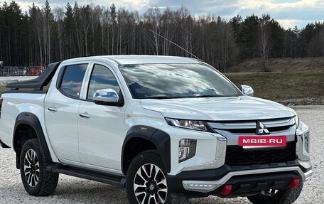 Mitsubishi L200 IV рестайлинг, 2023 год, 4 000 000 рублей, 7 фотография