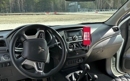 Mitsubishi L200 IV рестайлинг, 2023 год, 4 000 000 рублей, 18 фотография