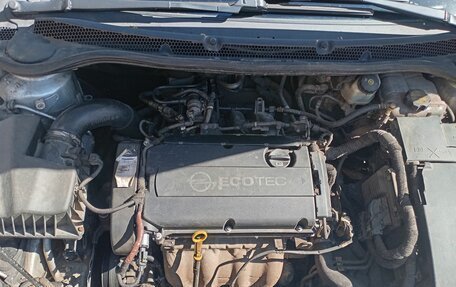 Opel Astra J, 2010 год, 680 000 рублей, 12 фотография