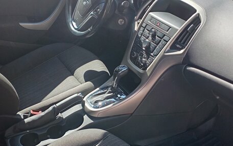 Opel Astra J, 2010 год, 680 000 рублей, 9 фотография