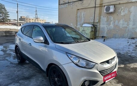 Hyundai ix35 I рестайлинг, 2010 год, 900 000 рублей, 8 фотография
