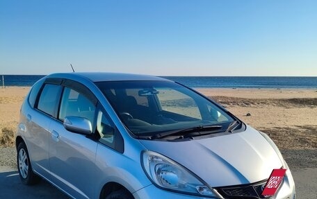 Honda Fit III, 2012 год, 690 000 рублей, 1 фотография