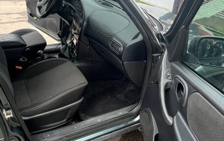 Chevrolet Niva I рестайлинг, 2017 год, 750 000 рублей, 6 фотография