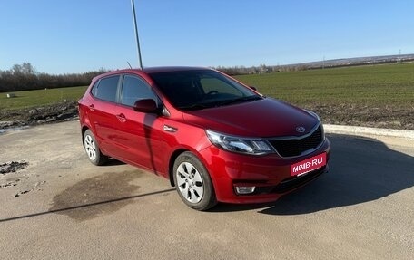 KIA Rio III рестайлинг, 2015 год, 1 079 000 рублей, 2 фотография