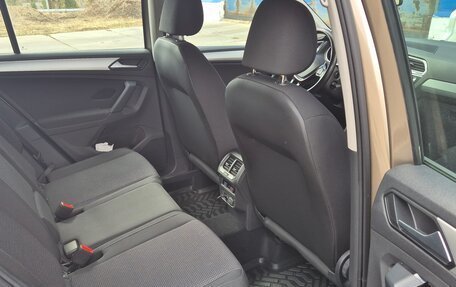 Volkswagen Tiguan II, 2020 год, 2 500 000 рублей, 9 фотография