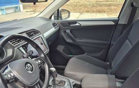 Volkswagen Tiguan II, 2020 год, 2 500 000 рублей, 8 фотография