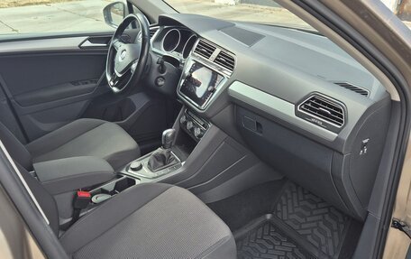 Volkswagen Tiguan II, 2020 год, 2 500 000 рублей, 10 фотография