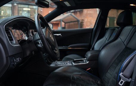 Dodge Charger, 2013 год, 3 200 000 рублей, 17 фотография