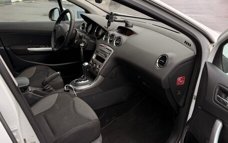 Peugeot 308 II, 2010 год, 690 000 рублей, 6 фотография