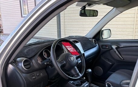 Toyota RAV4, 2004 год, 930 000 рублей, 2 фотография