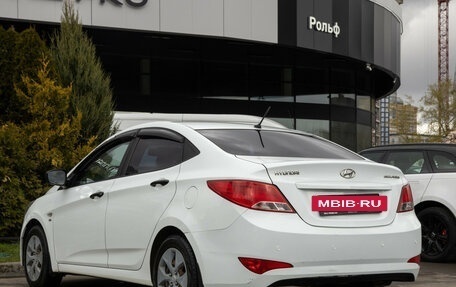 Hyundai Solaris II рестайлинг, 2015 год, 898 000 рублей, 5 фотография