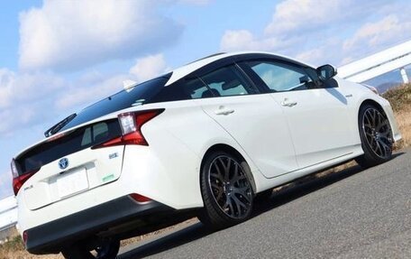 Toyota Prius IV XW50, 2023 год, 1 506 000 рублей, 8 фотография