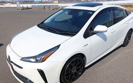 Toyota Prius IV XW50, 2023 год, 1 506 000 рублей, 16 фотография